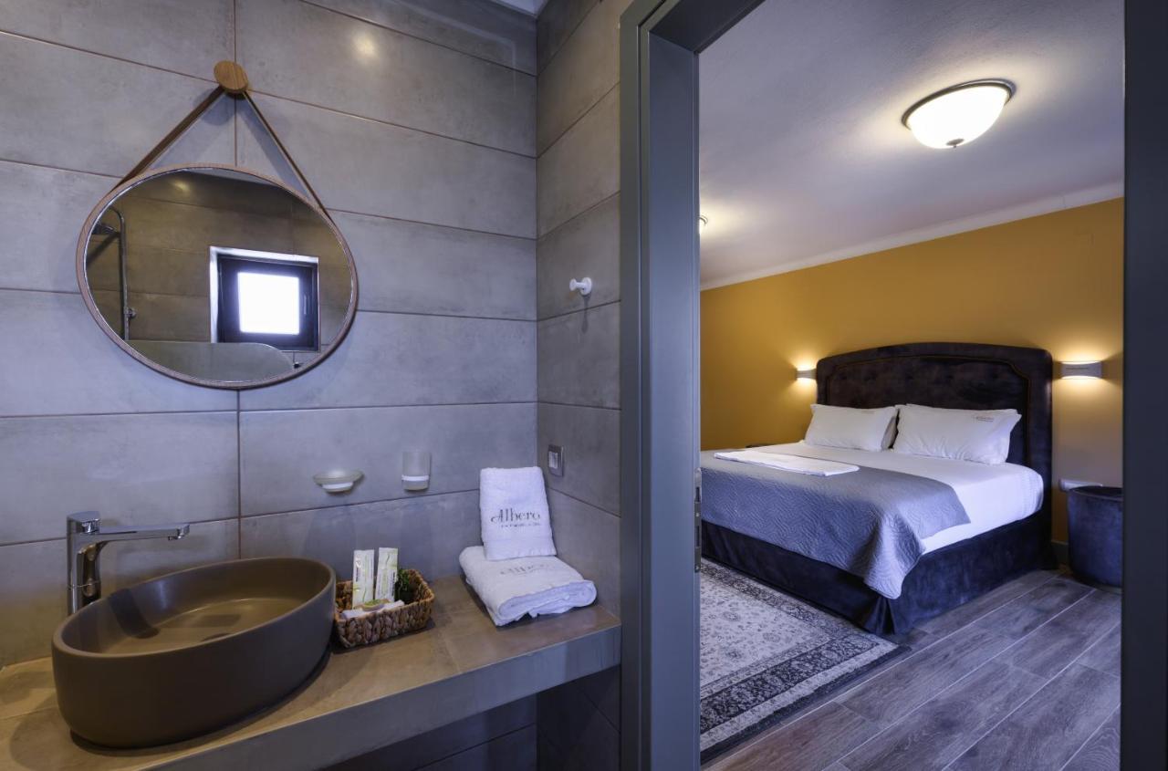 Albero Hotel Perama  Eksteriør bilde
