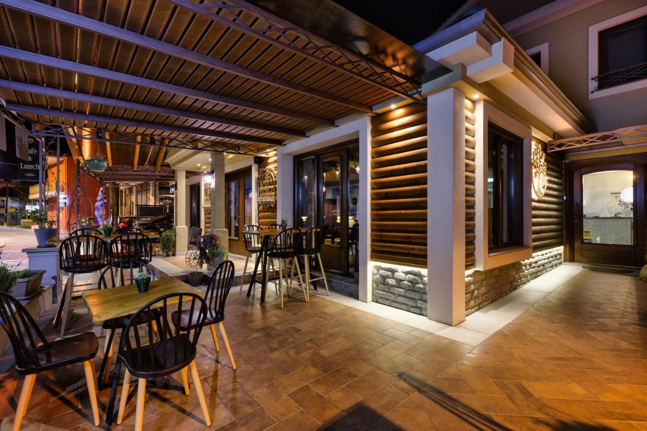 Albero Hotel Perama  Eksteriør bilde